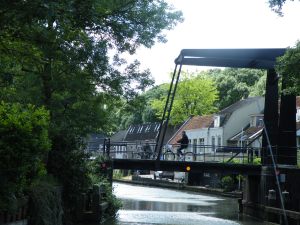 Waiting for the bridge to open)